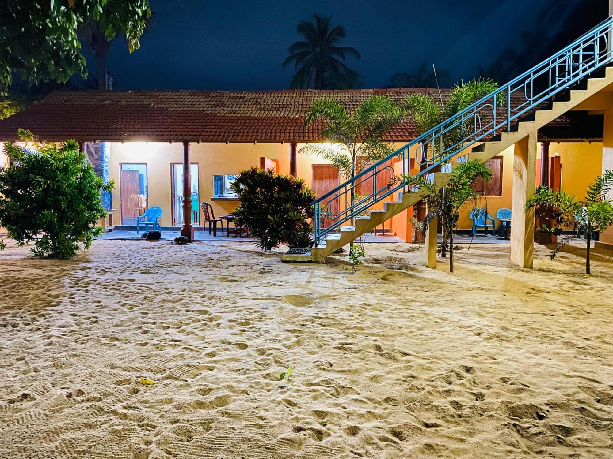 Dolphin Village Alankuda Экстерьер фото